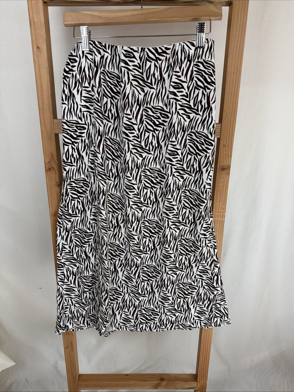 NWT Loveriche Multicolored Elastic Waist w/Zip Slit 18" Midi Skirt #0930 Size L